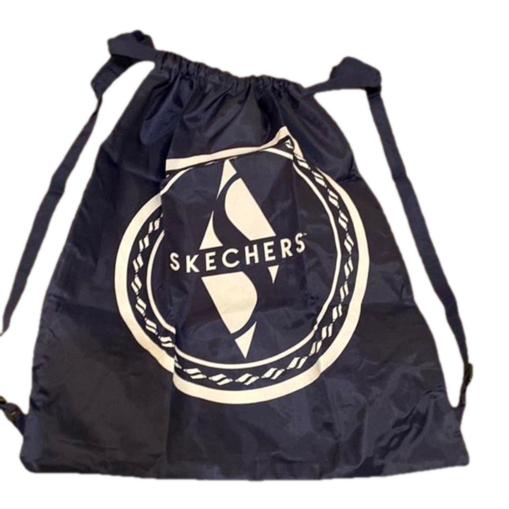 SKECHERS NAVY BLUE DRAWSTRING BACKPACK . Perfect for travel or GYM . New .